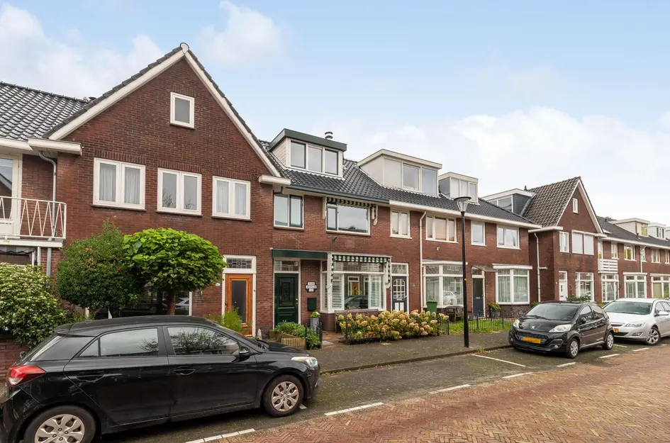 Strick van Linschotenstraat 45