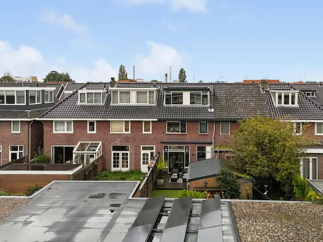 Strick van Linschotenstraat 45, BEVERWIJK