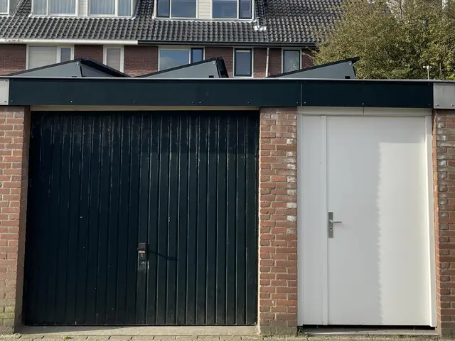 Strick van Linschotenstraat 45, BEVERWIJK