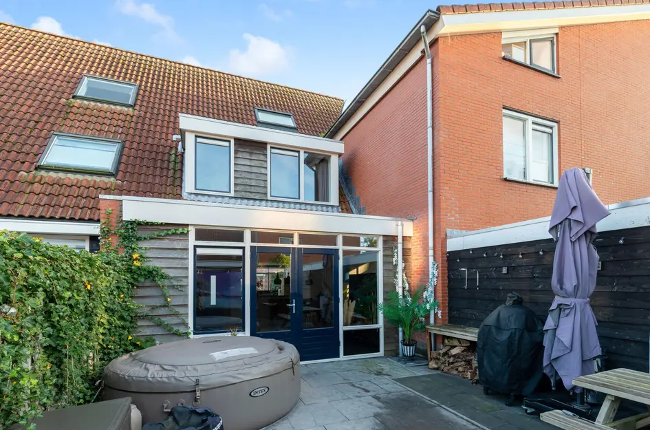 Lizzy Ansinghstraat 2