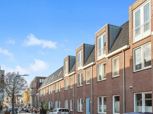 Van der Hulststraat 24, HAARLEM