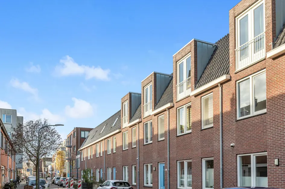 Van der Hulststraat 24