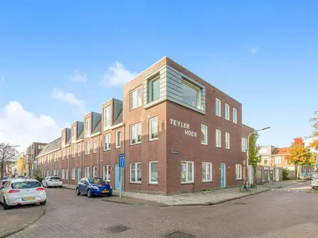 Van der Hulststraat 24