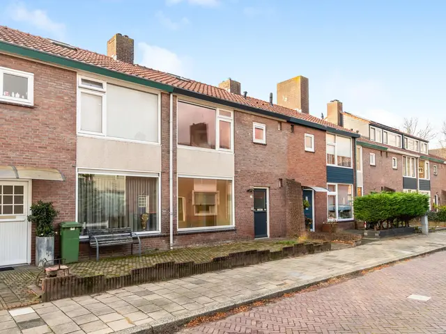 Peelstraat 22, BEVERWIJK