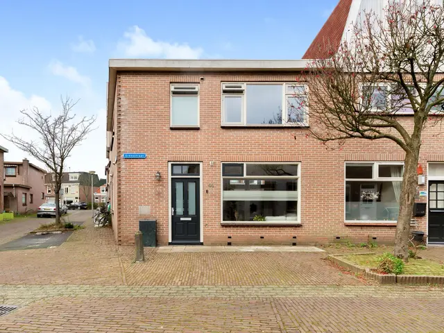 Grensstraat 44, BEVERWIJK