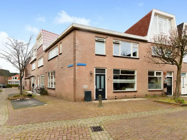 Grensstraat 44, BEVERWIJK