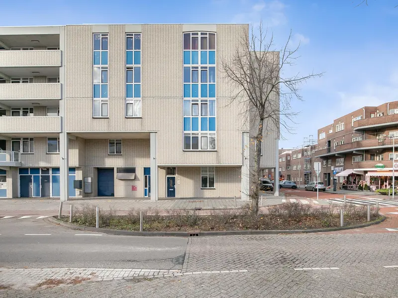 Raadhuislaan 62, SPIJKENISSE