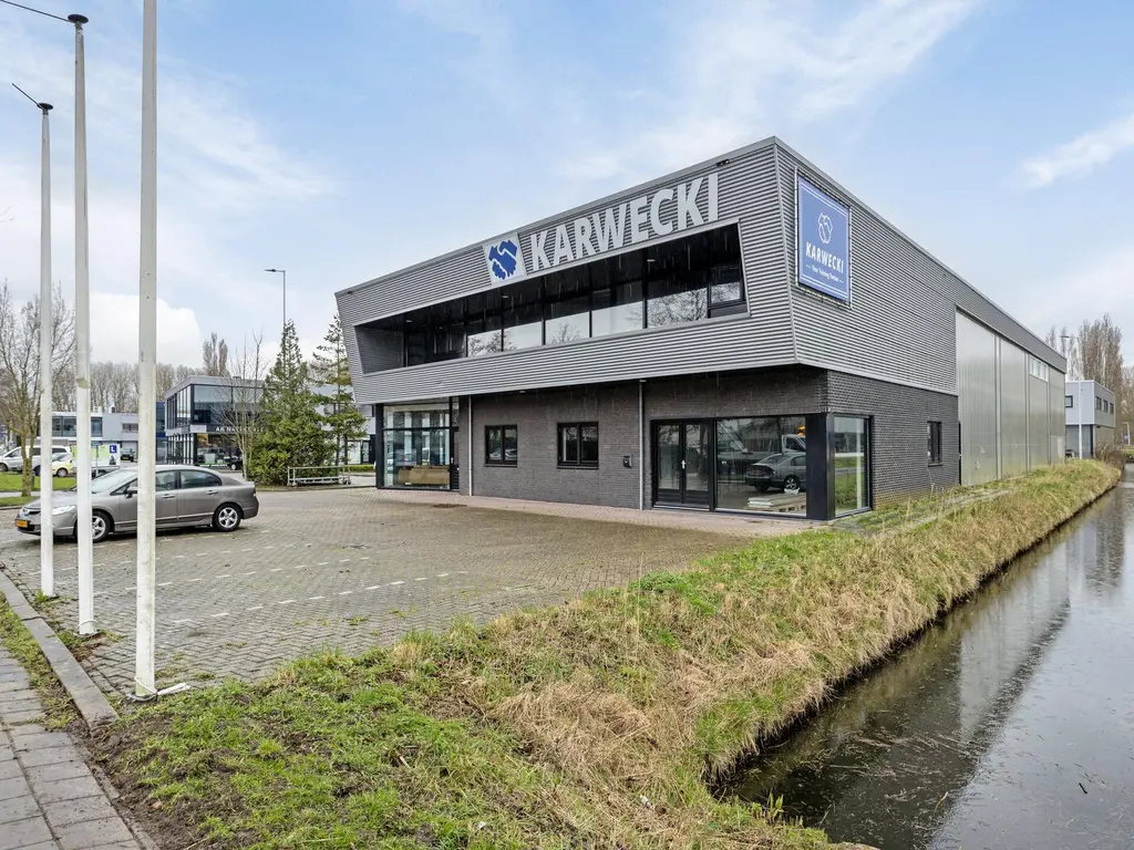 Fermiweg 2, SPIJKENISSE