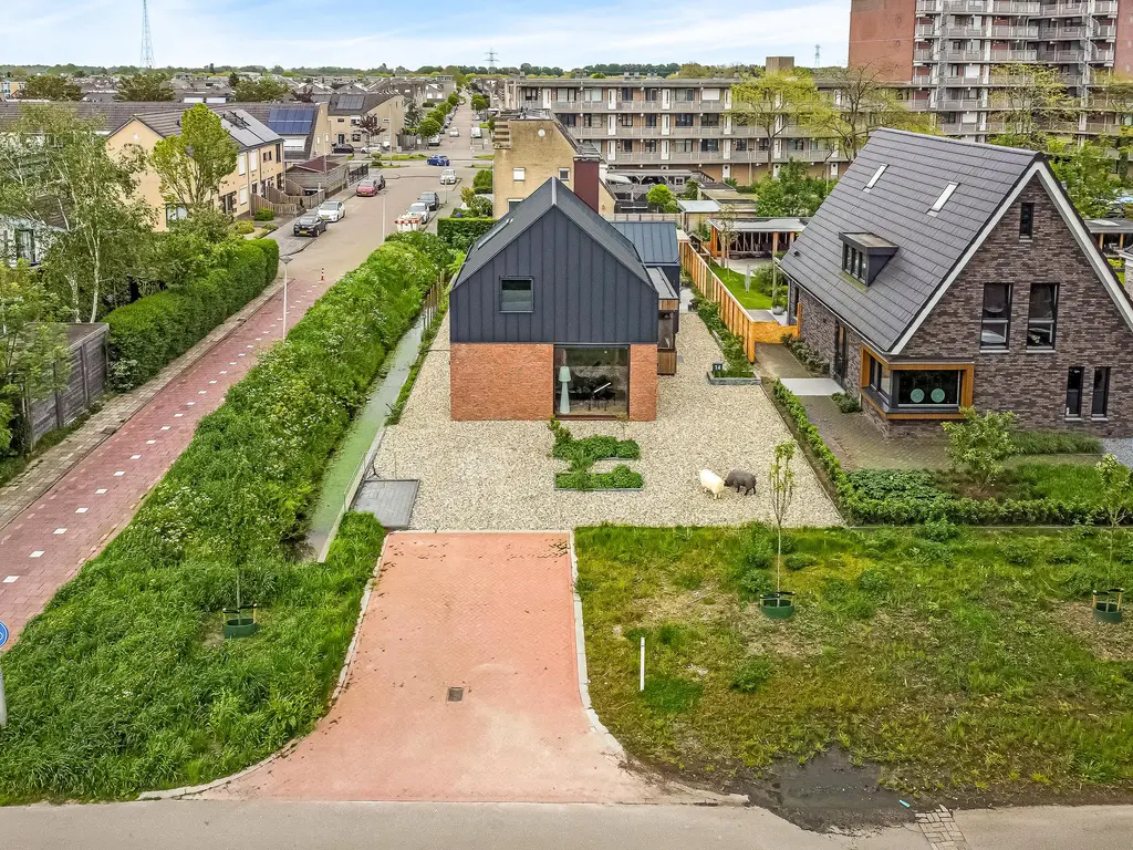 Drogendijk 14, SPIJKENISSE