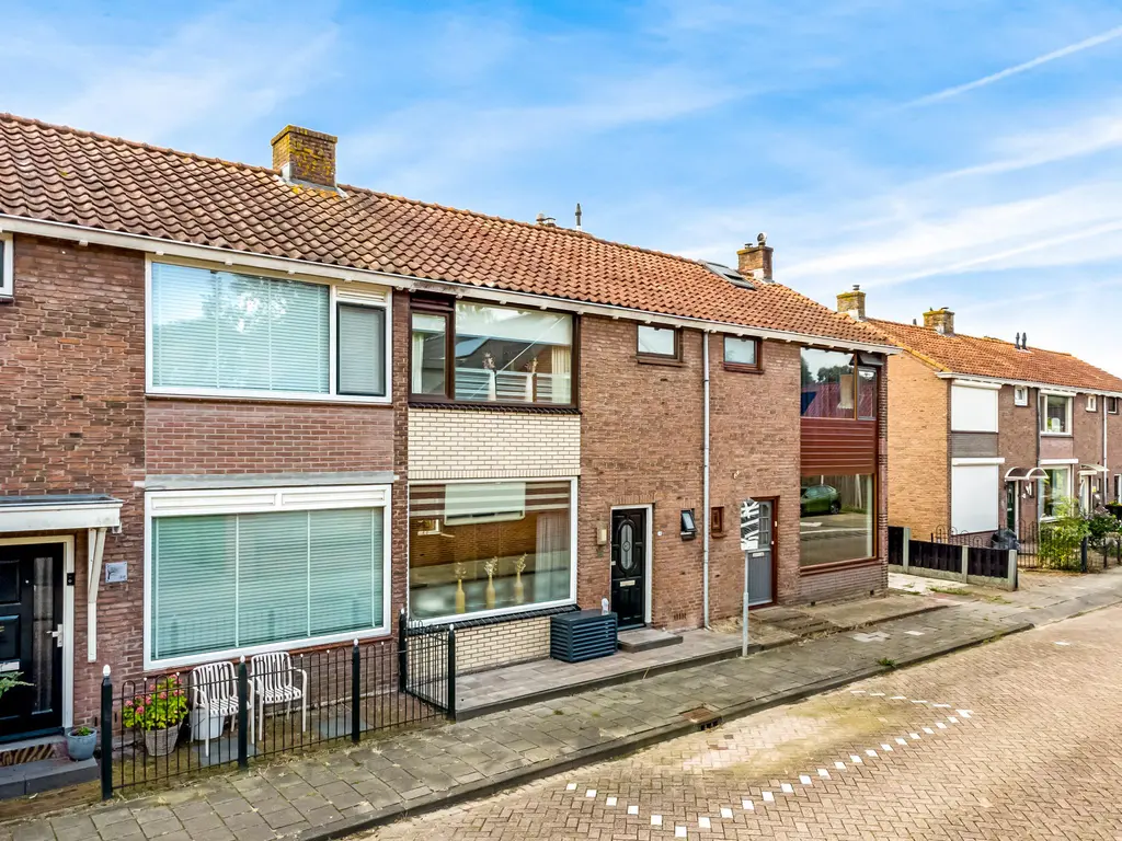 Schoolstraat 16, HEENVLIET