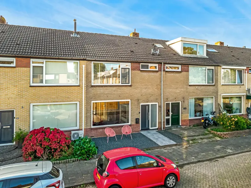 Jupiterstraat 45, SPIJKENISSE