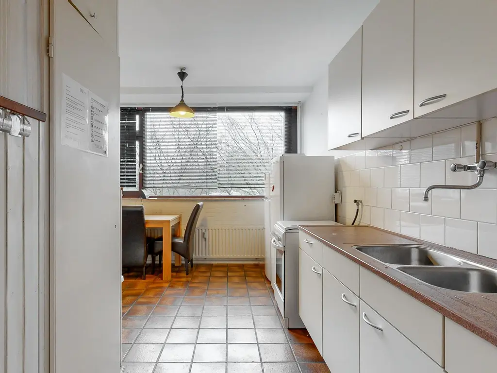 Komijnhof 59, HOOGVLIET ROTTERDAM