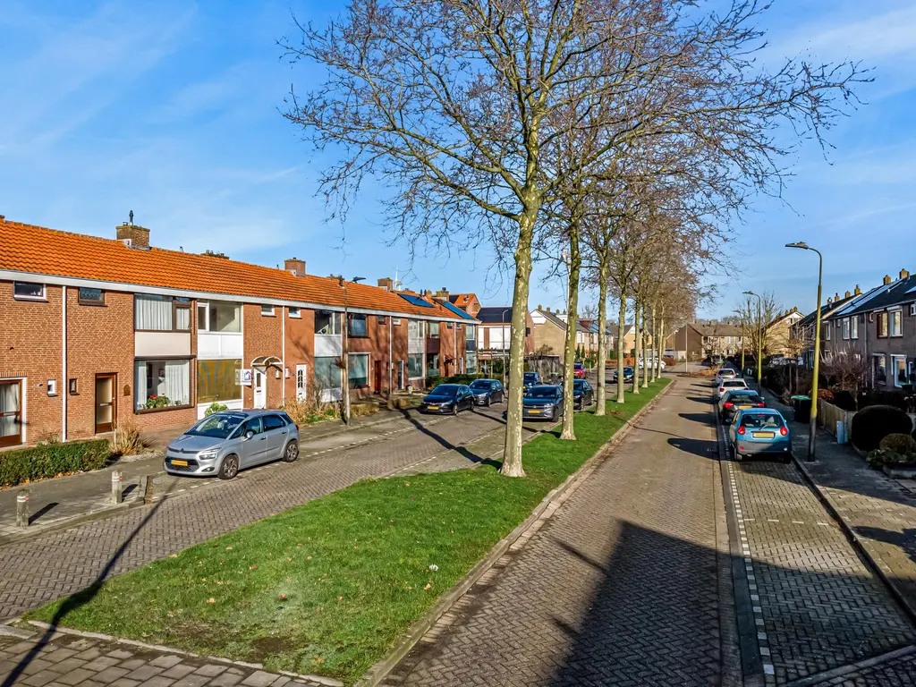 Polderlaan 23, GEERVLIET