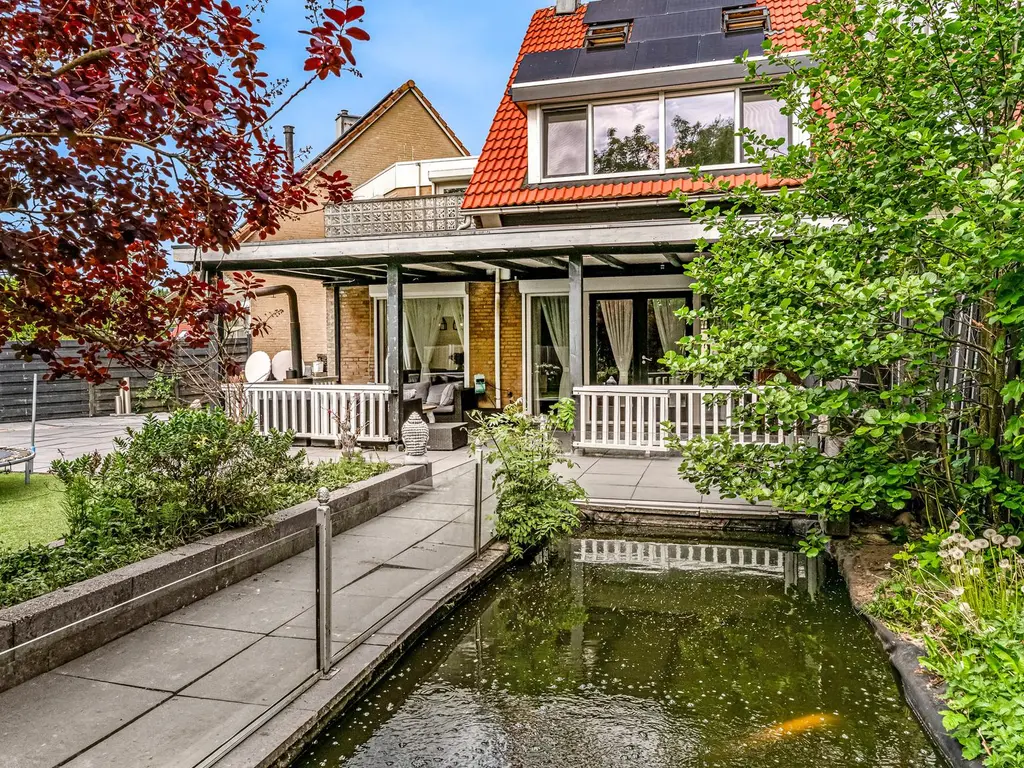 Wulphoek 32, SPIJKENISSE
