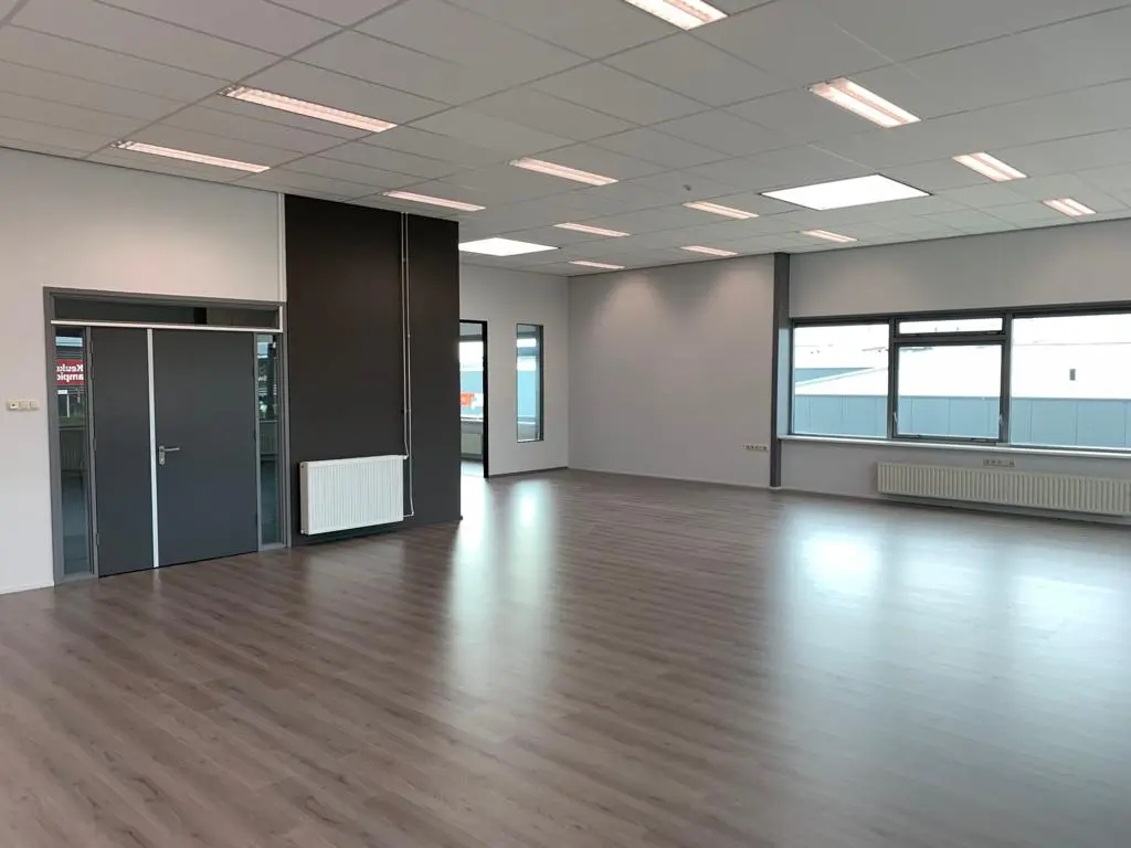 Edisonweg 2F, Spijkenisse