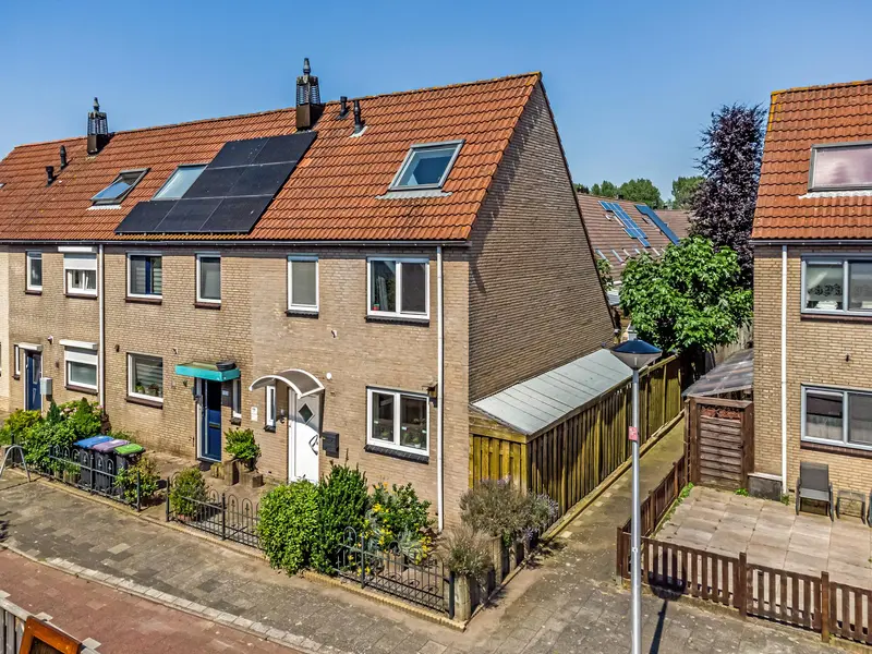 Paalsporenkreek 15, SPIJKENISSE