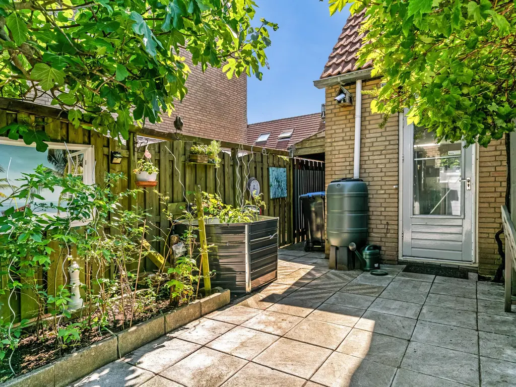 Paalsporenkreek 15, SPIJKENISSE
