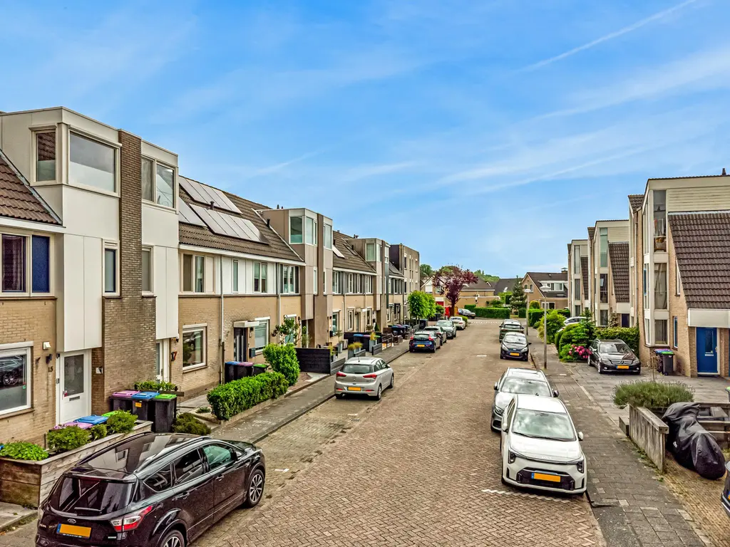 Annette Versluys-Poelmanstraat 17, SPIJKENISSE