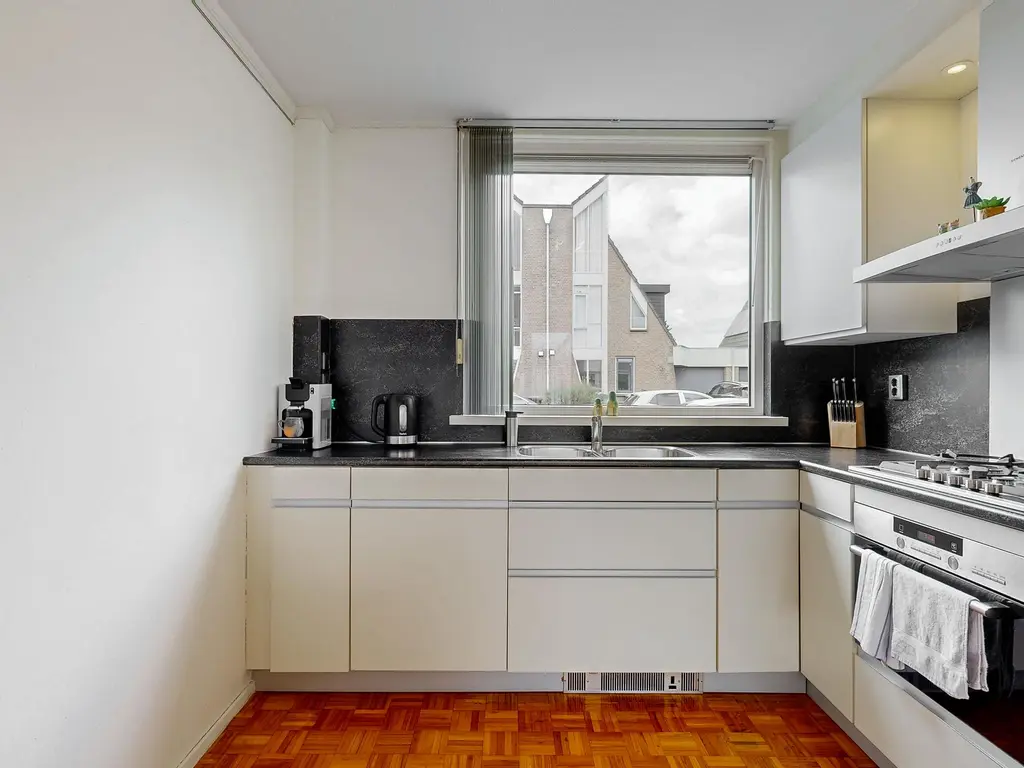Annette Versluys-Poelmanstraat 17, SPIJKENISSE