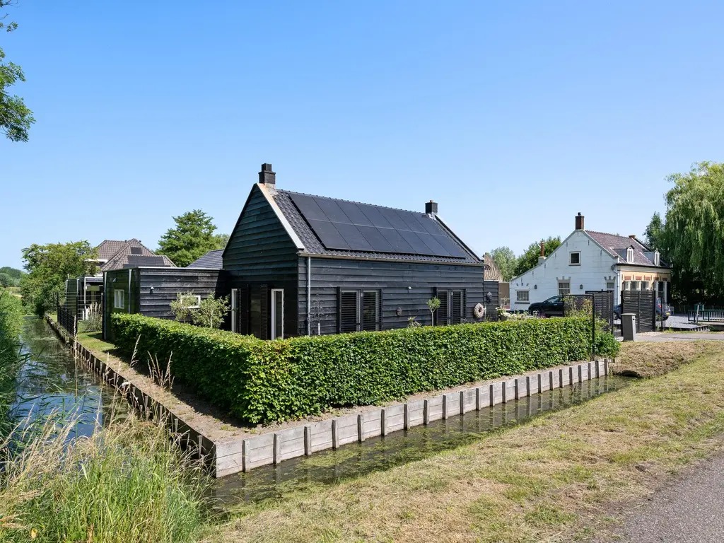 Oude Veerdam 10, ZUIDLAND