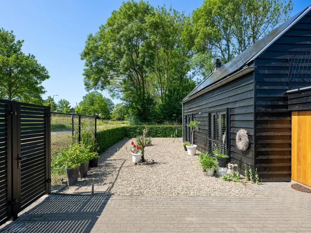 Oude Veerdam 10, ZUIDLAND