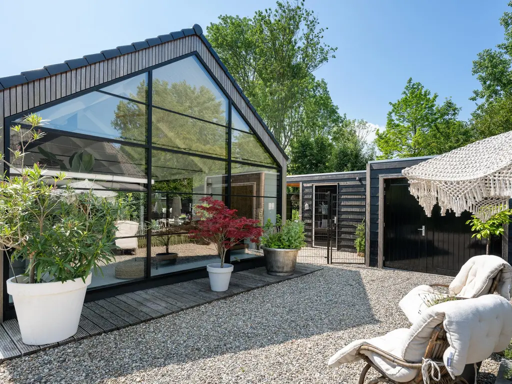 Oude Veerdam 10, ZUIDLAND