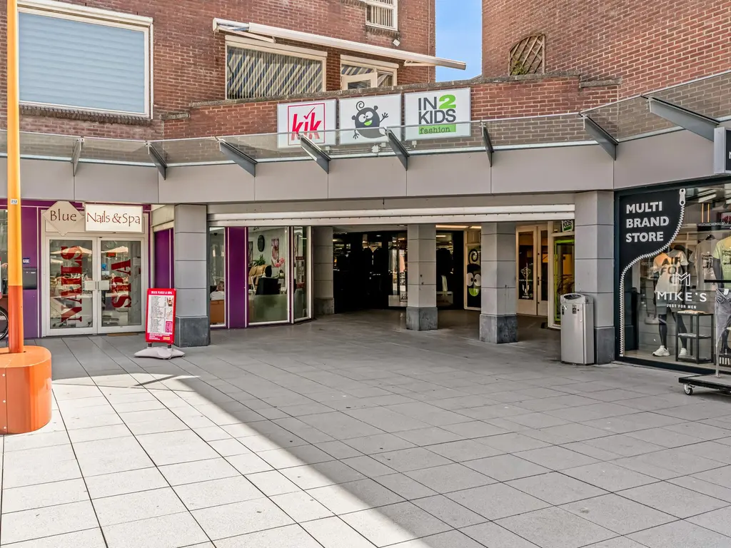 Struytse Hoeck 60c, HELLEVOETSLUIS