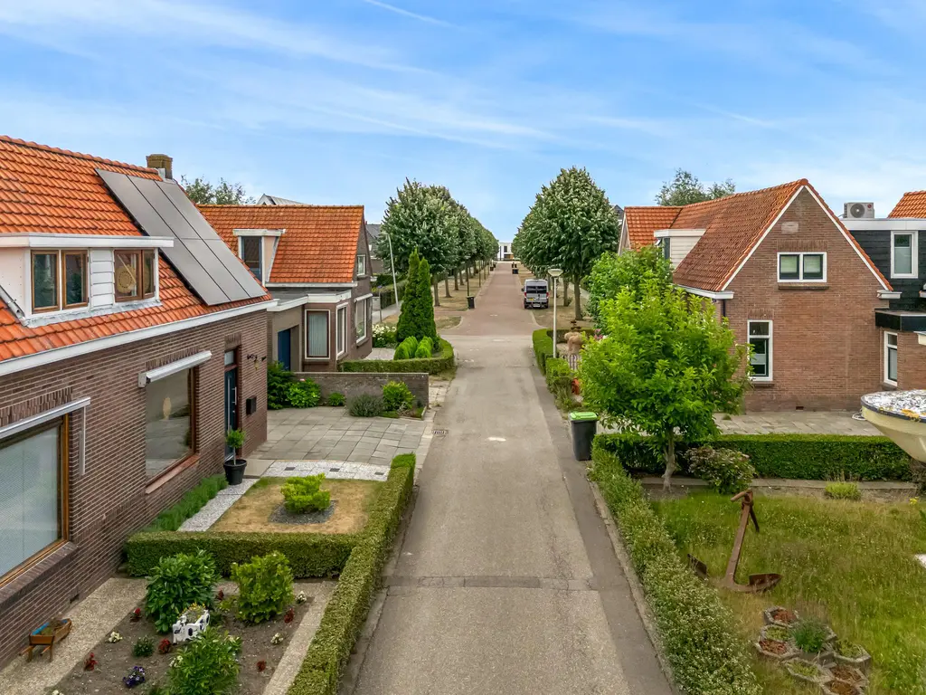Schoollaan 10, HEKELINGEN