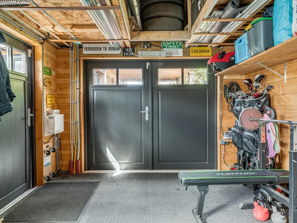Schoollaan 10, HEKELINGEN