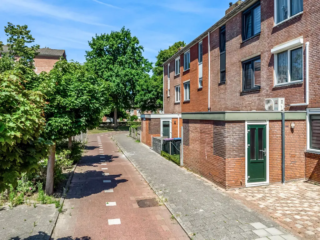 Dilledonk-Noord 3, SPIJKENISSE