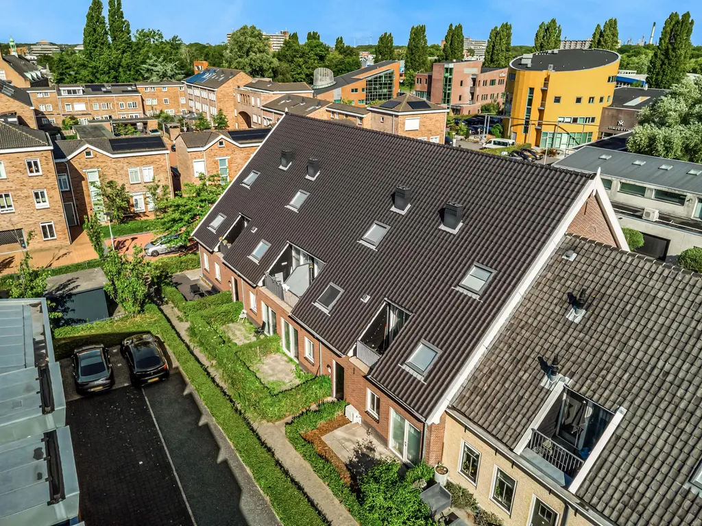 Stationsstraat 18, SPIJKENISSE