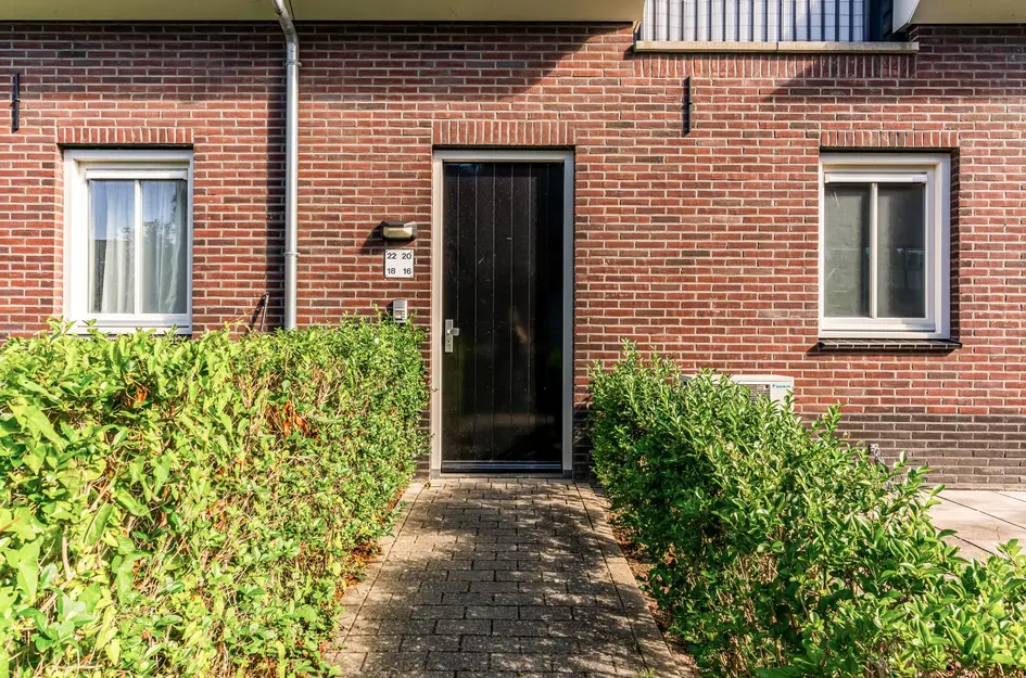 Stationsstraat 18