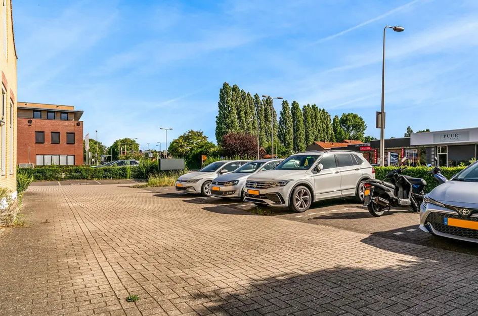 Stationsstraat 18