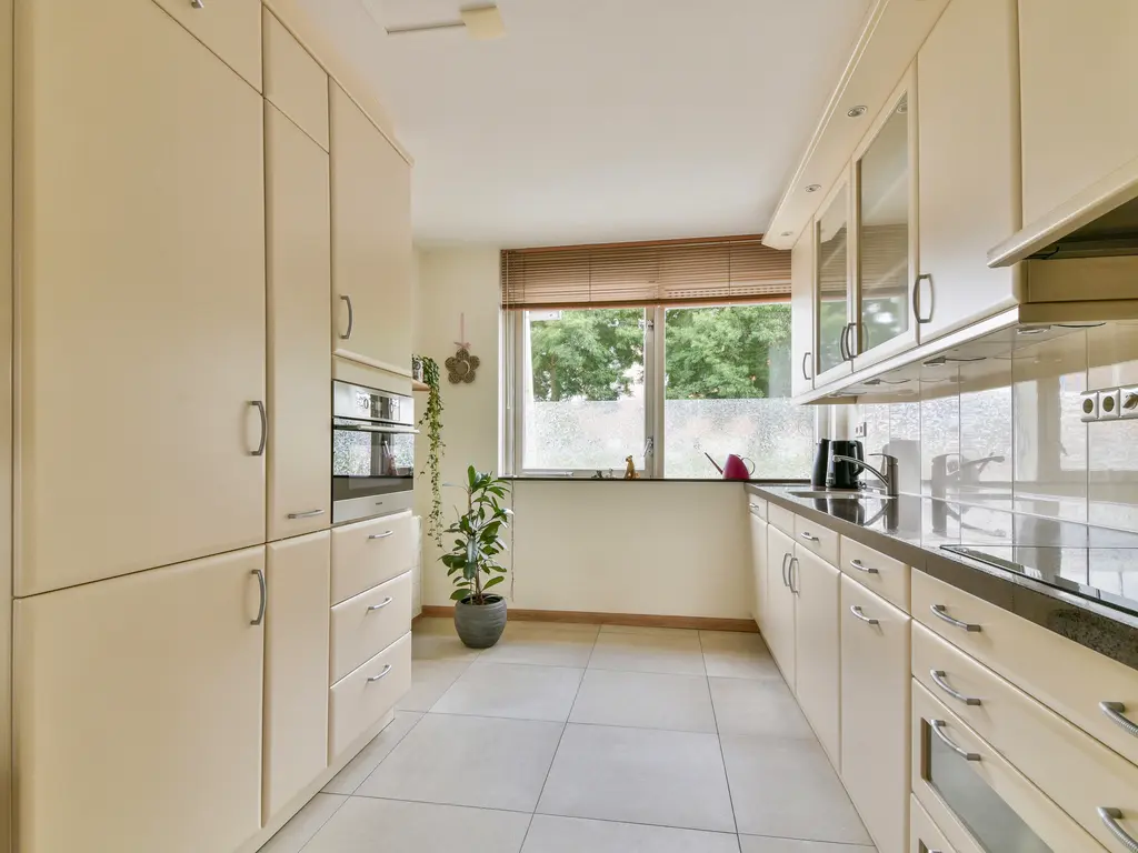 Nieuwe Wetering 66, HOOGVLIET ROTTERDAM