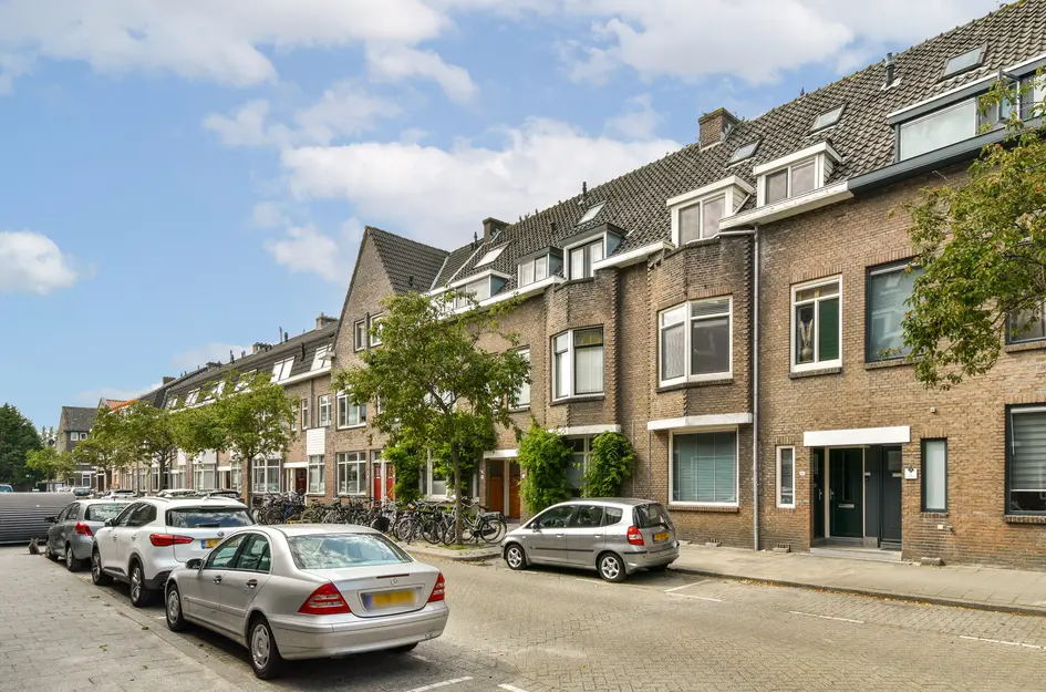 Jan Willem Frisostraat 22B