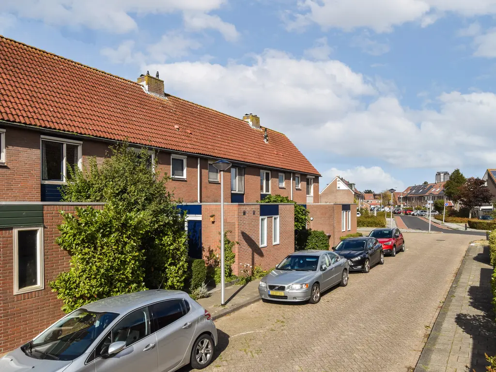 Raaigras 10, SPIJKENISSE