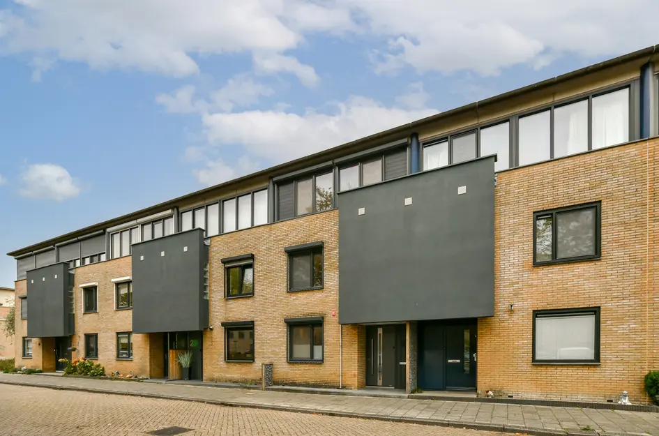 Else van der Banstraat 25