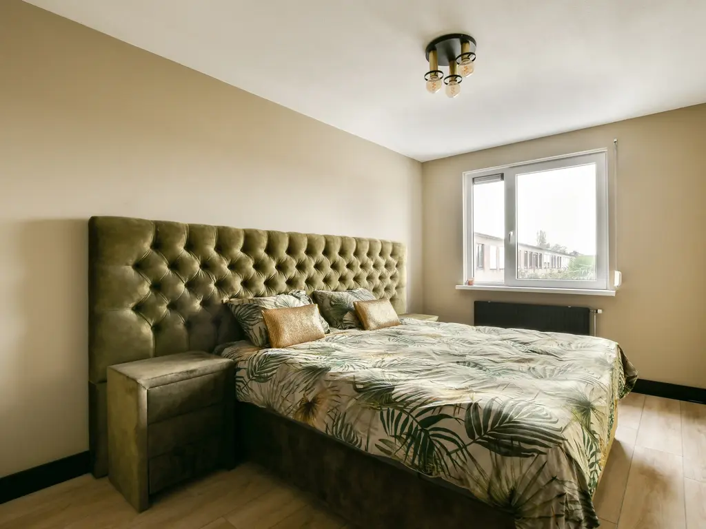 Else van der Banstraat 25, SPIJKENISSE