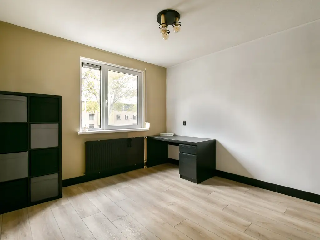 Else van der Banstraat 25, SPIJKENISSE