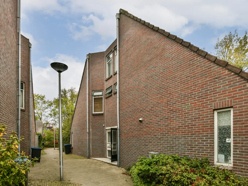Molbord 22, HELLEVOETSLUIS
