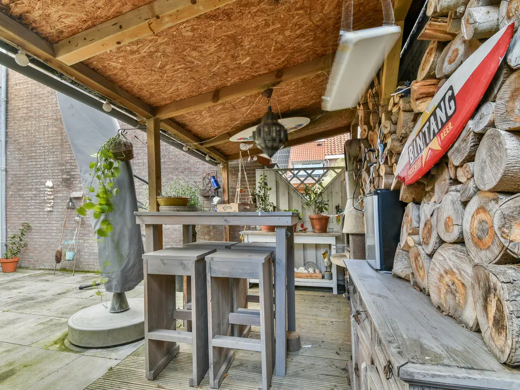 Nijverheidstraat 21b, ZUIDLAND