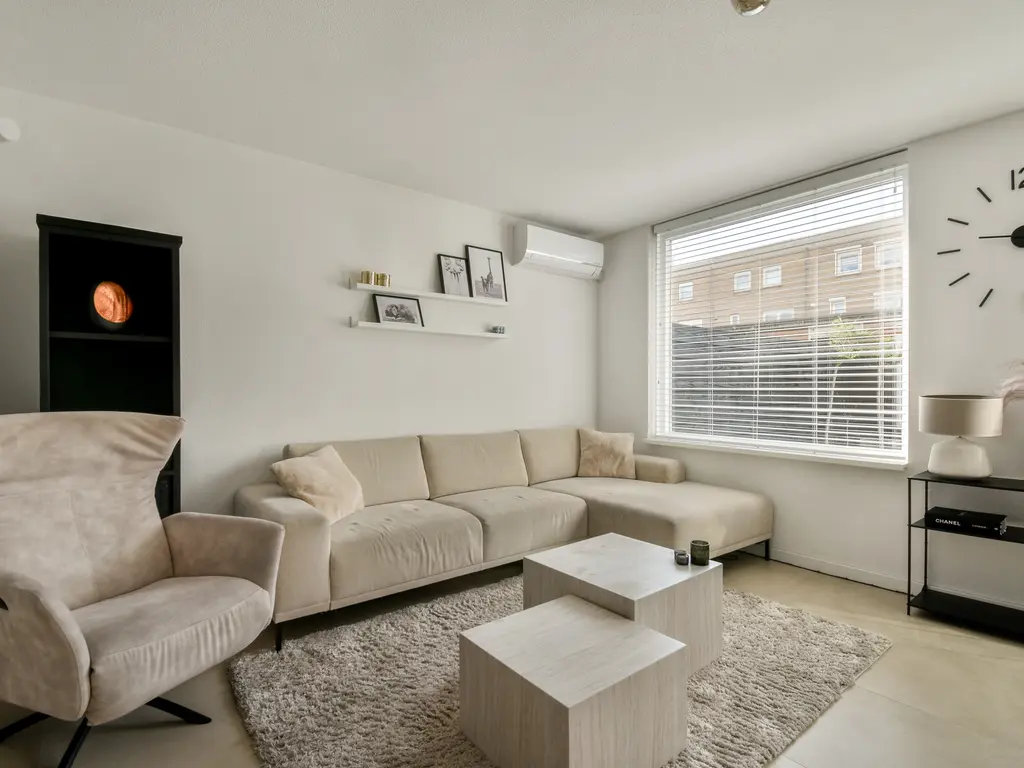 Marguerite Durasstraat 104, SPIJKENISSE