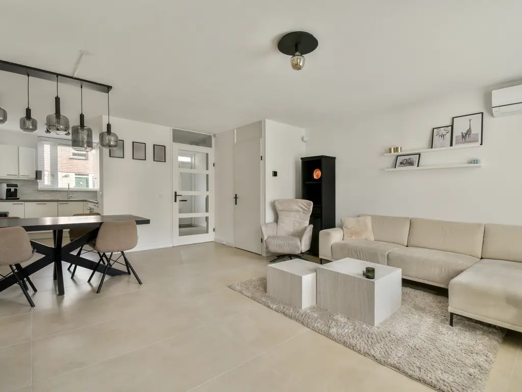 Marguerite Durasstraat 104, SPIJKENISSE