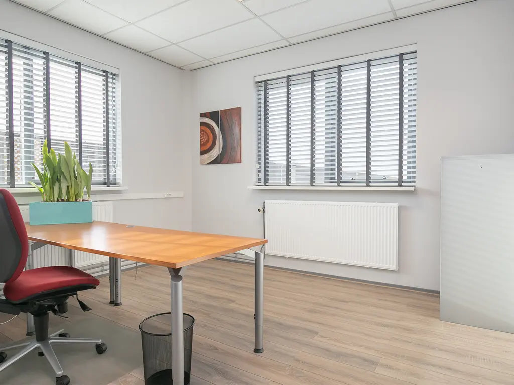 Theemsweg 7B, Spijkenisse