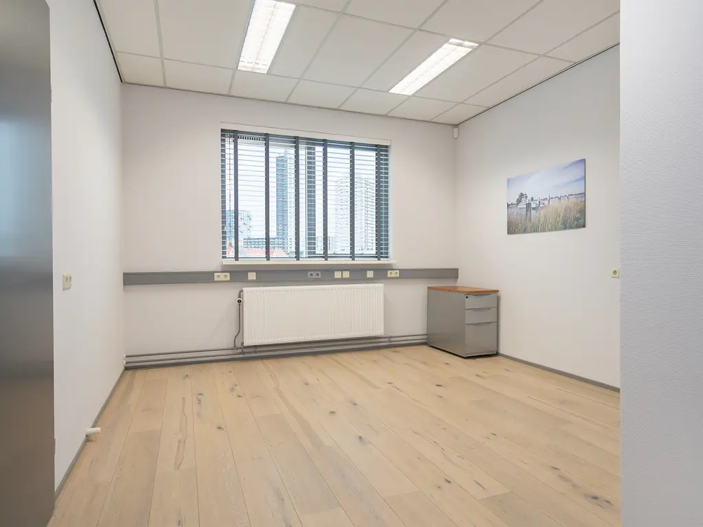 Theemsweg 7B, Spijkenisse