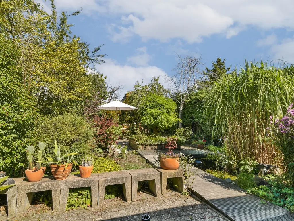 Mainstraat 11, SPIJKENISSE