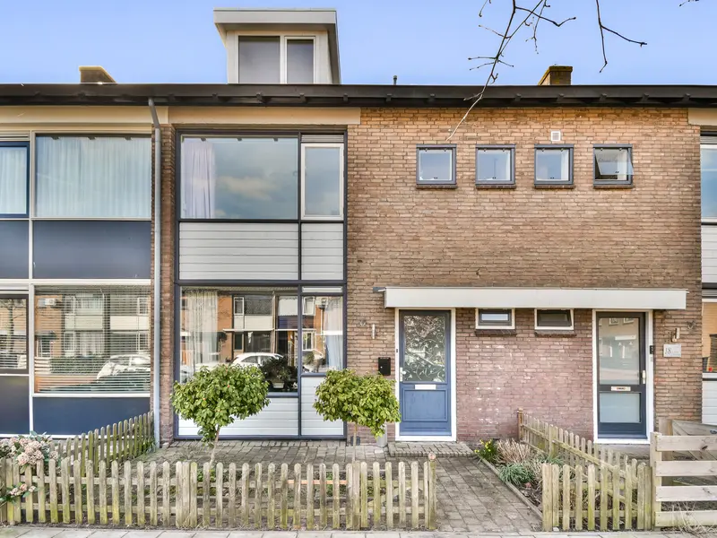 Jacq. Perkstraat 20, SPIJKENISSE
