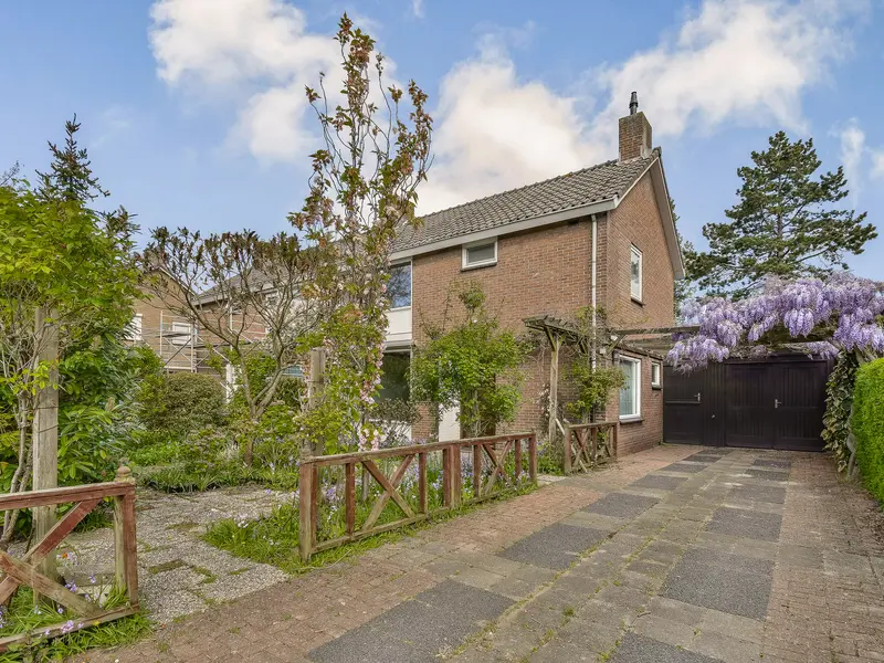 Oranjelaan 6, SPIJKENISSE