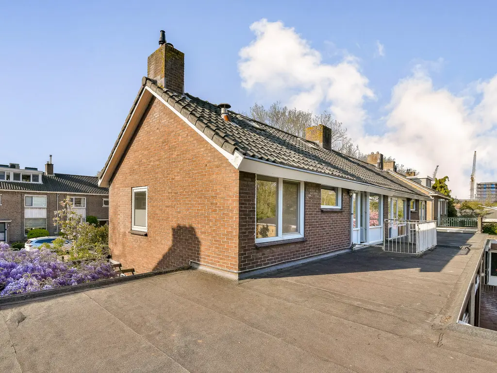 Oranjelaan 6, SPIJKENISSE