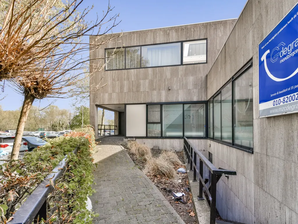 Middenbaan-Noord 34, HOOGVLIET ROTTERDAM